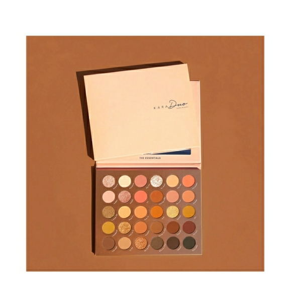 Kara Beauty Other - Brand New Kara Beauty The Essentials Eyeshadow Pal